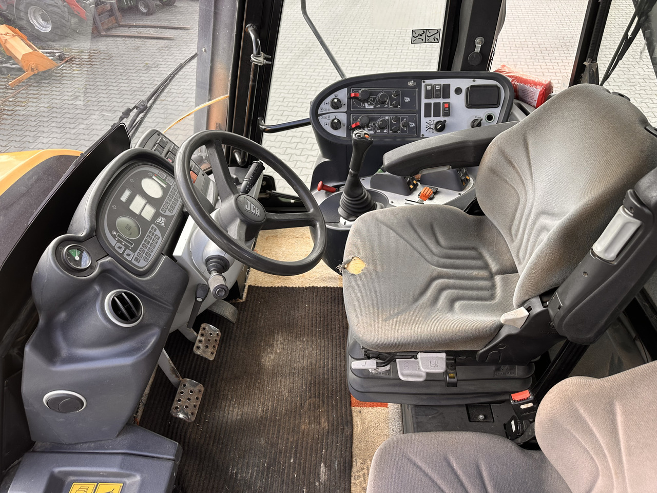 JCB FASTRAC 3230 - Tractor: afbeelding 5 JCB FASTRAC 3230 - Tractor: afbeelding 5