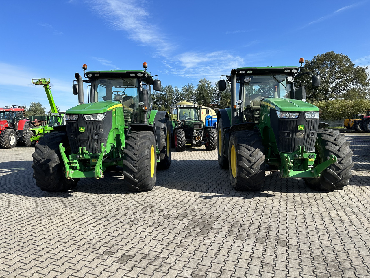 John Deere 7290R AutoPower 55 km/h ABS 310 PS GPS - Tractor: afbeelding 2 John Deere 7290R AutoPower 55 km/h ABS 310 PS GPS - Tractor: afbeelding 2