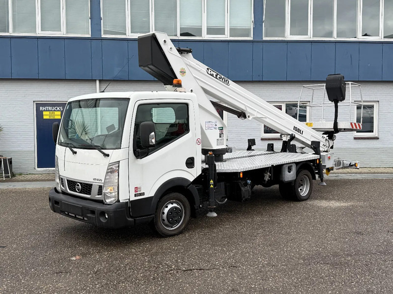 Nissan NT400 EURO 6 + ISOLI PT200 - AERIAL PLATFORM - ONLY 25.892 KM - Bedrijfswagen: afbeelding 4 Nissan NT400 EURO 6 + ISOLI PT200 - AERIAL PLATFORM - ONLY 25.892 KM - Bedrijfswagen: afbeelding 4