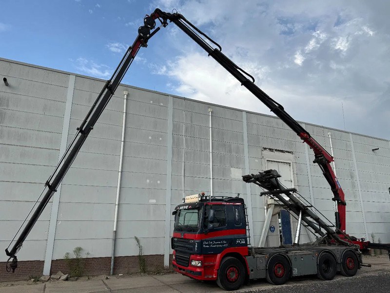 DAF CF 85.460 8X2 + YEAR 2016 HMF CRANE 2620-K4 + FLYJIB + WINCH + REMOTE - Kraanwagen: afbeelding 1 DAF CF 85.460 8X2 + YEAR 2016 HMF CRANE 2620-K4 + FLYJIB + WINCH + REMOTE - Kraanwagen: afbeelding 1
