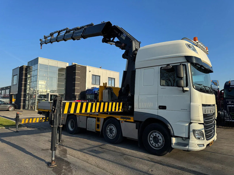 DAF XF 460 8X2 - EURO 6 + HIAB 855 EP-6 + REMOTE + STEERING AXLE - Vrachtwagen met open laadbak, Kraanwagen: afbeelding 2 DAF XF 460 8X2 - EURO 6 + HIAB 855 EP-6 + REMOTE + STEERING AXLE - Vrachtwagen met open laadbak, Kraanwagen: afbeelding 2