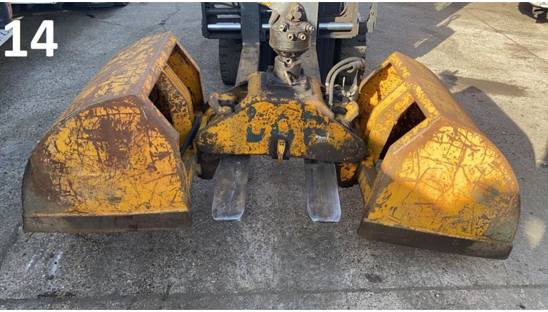 Diversen 17X GRIJPER / KNIJPER - 13 PIECES - Grijper voor Bouwmachine: afbeelding 1 Diversen 17X GRIJPER / KNIJPER - 13 PIECES - Grijper voor Bouwmachine: afbeelding 1