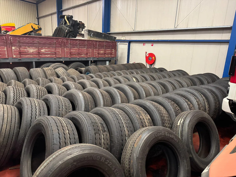 Diversen COVERBANDEN *315/60R22.5 / 385/55R22.5 / 385/65R22.5 TYRES - Band voor Vrachtwagen: afbeelding 2 Diversen COVERBANDEN *315/60R22.5 / 385/55R22.5 / 385/65R22.5 TYRES - Band voor Vrachtwagen: afbeelding 2
