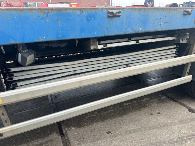 Floor MET HIAB R165-F2, LAATSTE 2 ASSEN GESTUURD - Vlakke/ Open oplegger: afbeelding 4 Floor MET HIAB R165-F2, LAATSTE 2 ASSEN GESTUURD - Vlakke/ Open oplegger: afbeelding 4