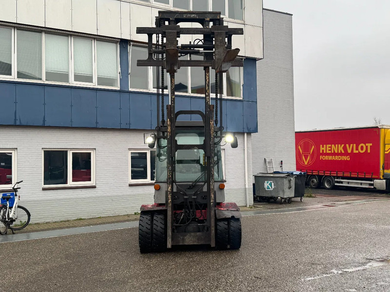 Kalmar DCF 80-9 8000 KG 2 STAGE MAST FORK POSITIONER DIESEL - Diesel heftruck: afbeelding 3 Kalmar DCF 80-9 8000 KG 2 STAGE MAST FORK POSITIONER DIESEL - Diesel heftruck: afbeelding 3