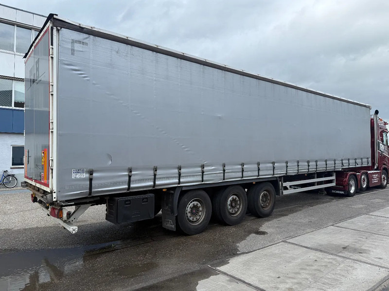 Kässbohrer XS - 3 AXLE - SAF + SLIDING ROOF - DISC BRAKES - Schuifzeiloplegger: afbeelding 4 Kässbohrer XS - 3 AXLE - SAF + SLIDING ROOF - DISC BRAKES - Schuifzeiloplegger: afbeelding 4