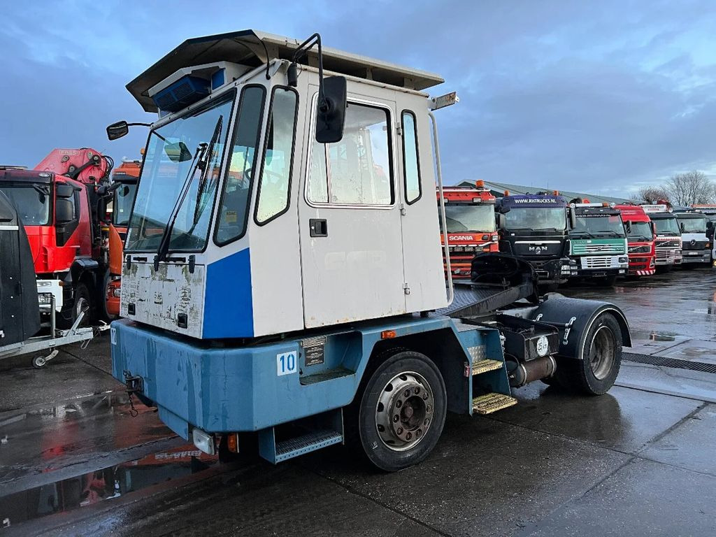 Mafi MT25T131C 4X2 *GEARBOX DON'T GO IN R - Terminal trekker: afbeelding 1 Mafi MT25T131C 4X2 *GEARBOX DON'T GO IN R - Terminal trekker: afbeelding 1