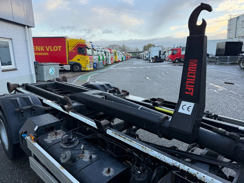 Mitsubishi Canter 7C18 - EURO 6 + HIAB 5 TON HOOKLIFT - Haakarmsysteem vrachtwagen: afbeelding 5 Mitsubishi Canter 7C18 - EURO 6 + HIAB 5 TON HOOKLIFT - Haakarmsysteem vrachtwagen: afbeelding 5