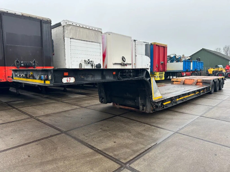 Nooteboom OSDBAZ-45VV, 3 AXLE STEERING, 3,6 M EXTENDABLE - Dieplader oplegger: afbeelding 4 Nooteboom OSDBAZ-45VV, 3 AXLE STEERING, 3,6 M EXTENDABLE - Dieplader oplegger: afbeelding 4