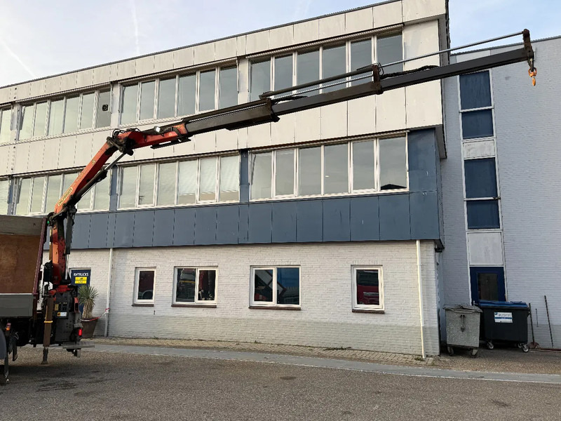 Scania G370 4X4 EURO 6 + 3-SIDE TIPPER + PALFINGER PK9002 + REMOTE - Kipper vrachtwagen, Kraanwagen: afbeelding 4 Scania G370 4X4 EURO 6 + 3-SIDE TIPPER + PALFINGER PK9002 + REMOTE - Kipper vrachtwagen, Kraanwagen: afbeelding 4