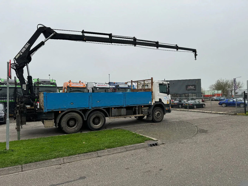 Scania P124-360 6X4 EURO 2 HIAB 200 C-5 ALL 2000 - Kraanwagen: afbeelding 3 Scania P124-360 6X4 EURO 2 HIAB 200 C-5 ALL 2000 - Kraanwagen: afbeelding 3