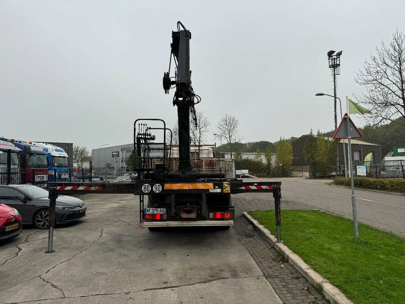 Scania P124-360 6X4 EURO 2 HIAB 200 C-5 ALL 2000 - Kraanwagen: afbeelding 5 Scania P124-360 6X4 EURO 2 HIAB 200 C-5 ALL 2000 - Kraanwagen: afbeelding 5