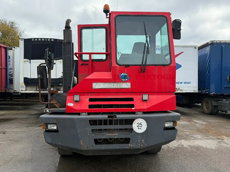 Terberg YT 180 4X2 - HUB REDUCTION + NL REGISTRATION! - Terminal trekker: afbeelding 2 Terberg YT 180 4X2 - HUB REDUCTION + NL REGISTRATION! - Terminal trekker: afbeelding 2