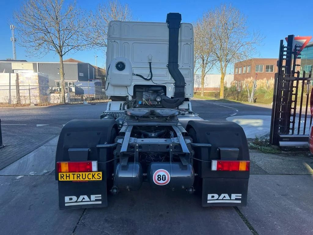 DAF 95.400 4X2 RESTORED/RESTAURIERT/GERESTAUREERD - Trekker: afbeelding 5 DAF 95.400 4X2 RESTORED/RESTAURIERT/GERESTAUREERD - Trekker: afbeelding 5