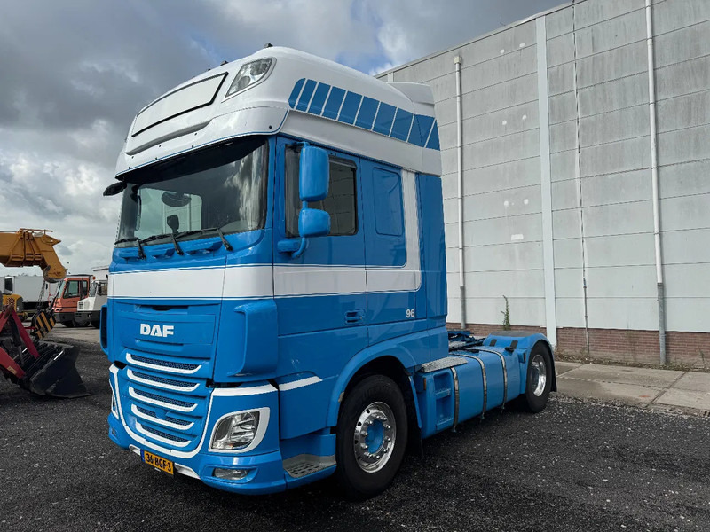 DAF XF 440 4X2 EURO 6 ADR - Trekker: afbeelding 1 DAF XF 440 4X2 EURO 6 ADR - Trekker: afbeelding 1