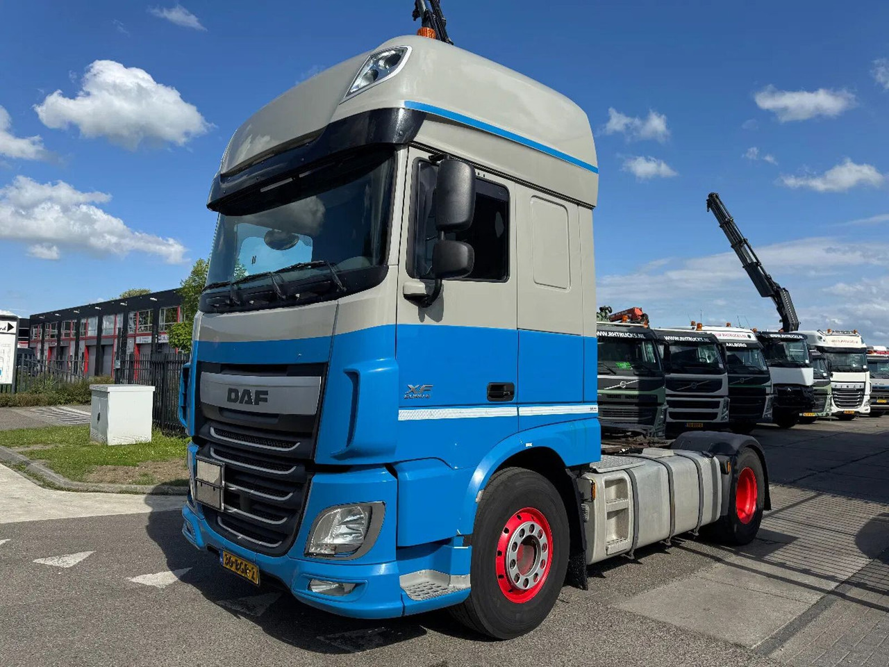 DAF XF 440 4X2 - EURO 6 + ADR + TÜV 12-2025 - Trekker: afbeelding 1 DAF XF 440 4X2 - EURO 6 + ADR + TÜV 12-2025 - Trekker: afbeelding 1