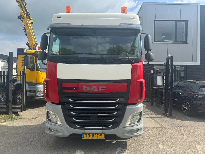 DAF XF 440 4X2 EURO 6 STANDKLIMA NIGHT LOCK - Trekker: afbeelding 2 DAF XF 440 4X2 EURO 6 STANDKLIMA NIGHT LOCK - Trekker: afbeelding 2