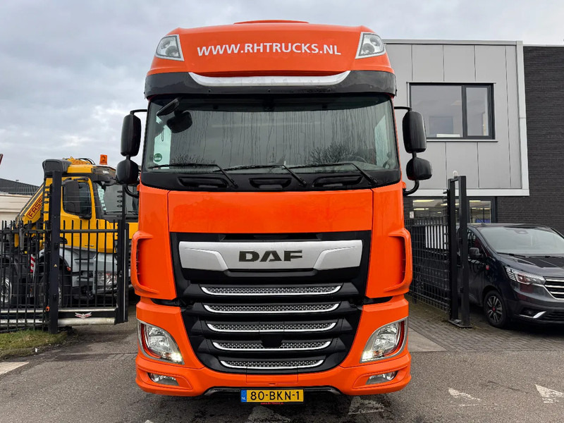 DAF XF 450 4X2 - EURO 6 + FULL SPOILER - Trekker: afbeelding 2 DAF XF 450 4X2 - EURO 6 + FULL SPOILER - Trekker: afbeelding 2