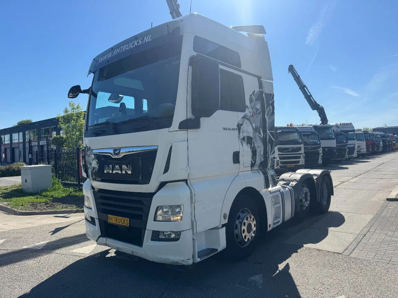 MAN TGX 26.460 6X2 EURO 6 + RETARDER - ONLY 643.422 - Trekker: afbeelding 2 MAN TGX 26.460 6X2 EURO 6 + RETARDER - ONLY 643.422 - Trekker: afbeelding 2