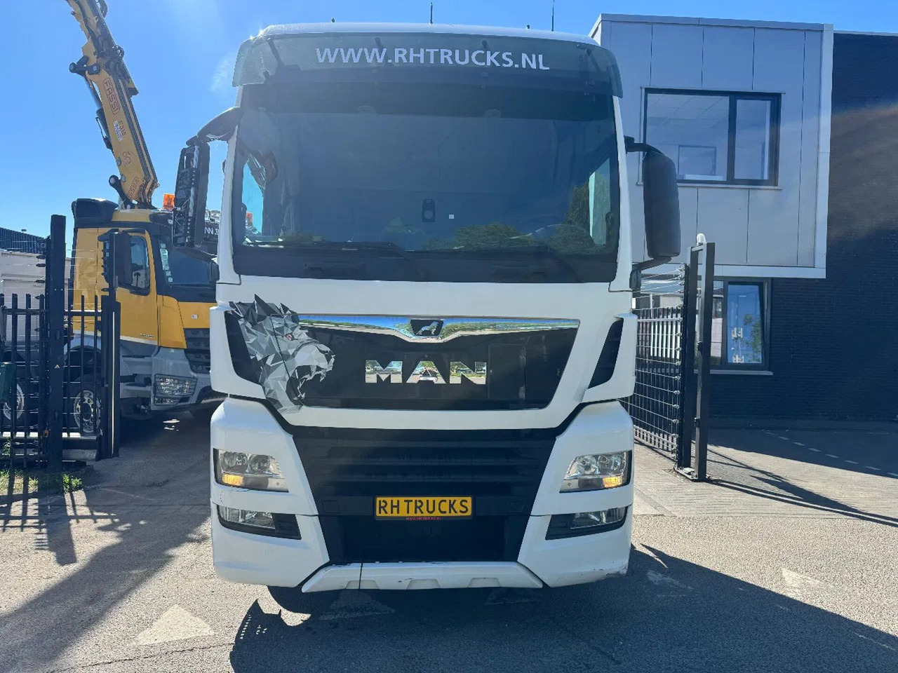 MAN TGX 26.460 6X2 EURO 6 + RETARDER - ONLY 643.422 - Trekker: afbeelding 3 MAN TGX 26.460 6X2 EURO 6 + RETARDER - ONLY 643.422 - Trekker: afbeelding 3