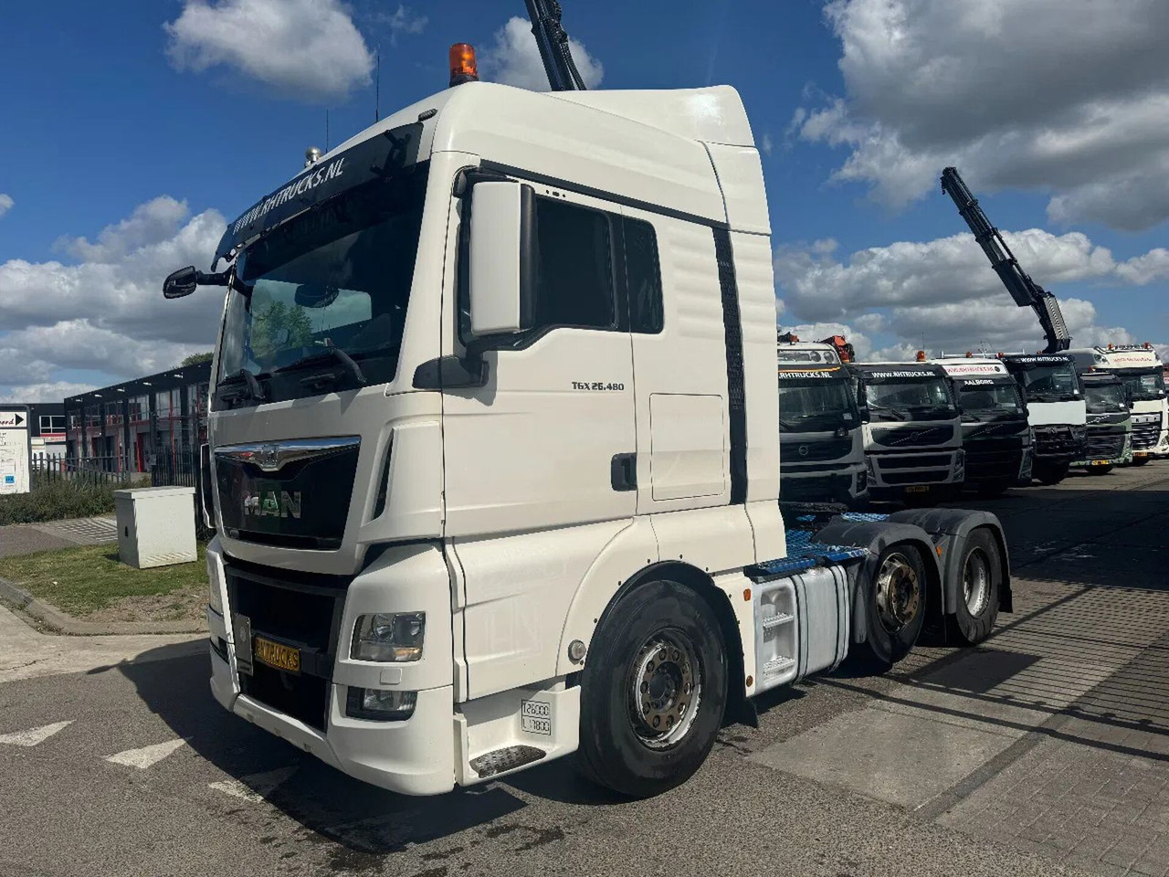 MAN TGX 26.480 6X2 EURO 6 SPOILERS AUTOMATIC - Trekker: afbeelding 1 MAN TGX 26.480 6X2 EURO 6 SPOILERS AUTOMATIC - Trekker: afbeelding 1