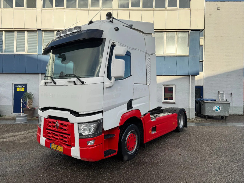 Renault T460 4X2 EURO 6 SKIRTS DOUBLE TANK - Trekker: afbeelding 1 Renault T460 4X2 EURO 6 SKIRTS DOUBLE TANK - Trekker: afbeelding 1