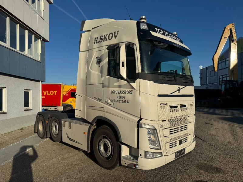 Volvo FH 460 6X2 EURO 6 CHASSIS 2021 STEERING AXLE SKIRTS - Trekker: afbeelding 3 Volvo FH 460 6X2 EURO 6 CHASSIS 2021 STEERING AXLE SKIRTS - Trekker: afbeelding 3