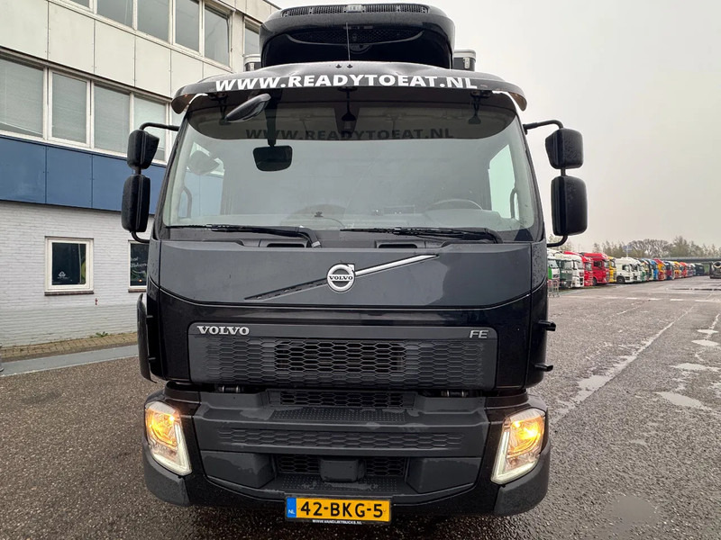Volvo FE 280 6X2 EURO 6 DHOLLANDIA 2500 KG THERMO KING COOL UNIT - Koelwagen vrachtwagen: afbeelding 2 Volvo FE 280 6X2 EURO 6 DHOLLANDIA 2500 KG THERMO KING COOL UNIT - Koelwagen vrachtwagen: afbeelding 2