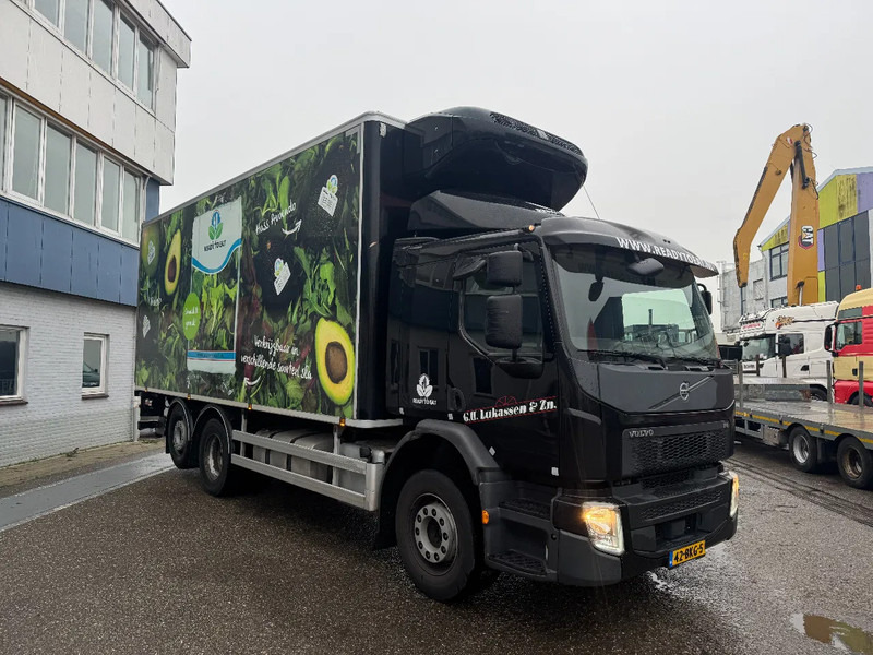Volvo FE 280 6X2 EURO 6 DHOLLANDIA 2500 KG THERMO KING COOL UNIT - Koelwagen vrachtwagen: afbeelding 3 Volvo FE 280 6X2 EURO 6 DHOLLANDIA 2500 KG THERMO KING COOL UNIT - Koelwagen vrachtwagen: afbeelding 3
