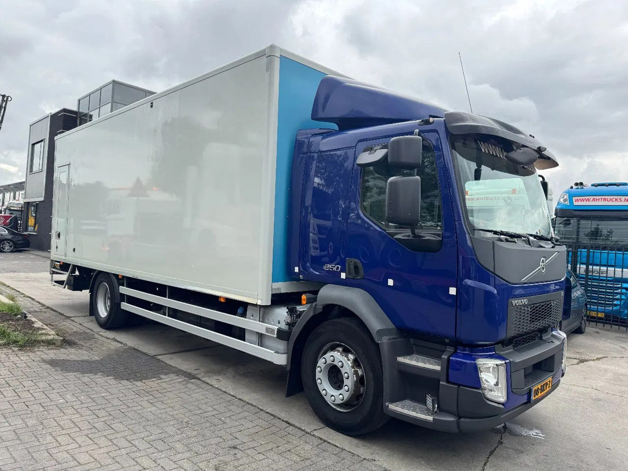 Volvo FL 250 4X2 EURO 6 DHOLLANDIA LIFT + CARGOLOCK TÜ - Bakwagen: afbeelding 4 Volvo FL 250 4X2 EURO 6 DHOLLANDIA LIFT + CARGOLOCK TÜ - Bakwagen: afbeelding 4