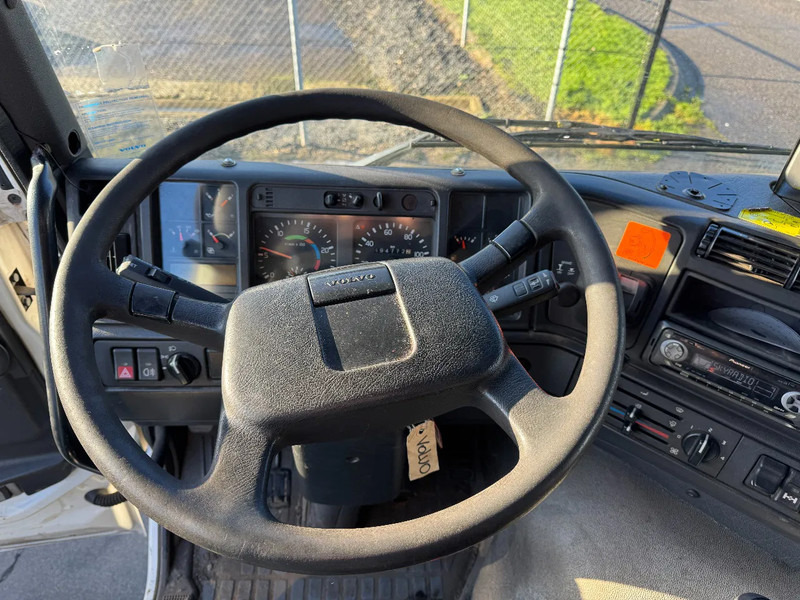 Leasing Volvo FM 12.340 6X2 - EURO 3 + PALFINGER PK15002 + LIFT/STEERING AXLE Volvo FM 12.340 6X2 - EURO 3 + PALFINGER PK15002 + LIFT/STEERING AXLE: afbeelding 19