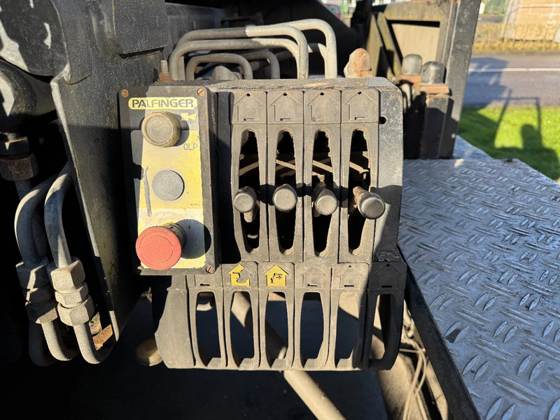 Leasing Volvo FM 12.340 6X2 - EURO 3 + PALFINGER PK15002 + LIFT/STEERING AXLE Volvo FM 12.340 6X2 - EURO 3 + PALFINGER PK15002 + LIFT/STEERING AXLE: afbeelding 11
