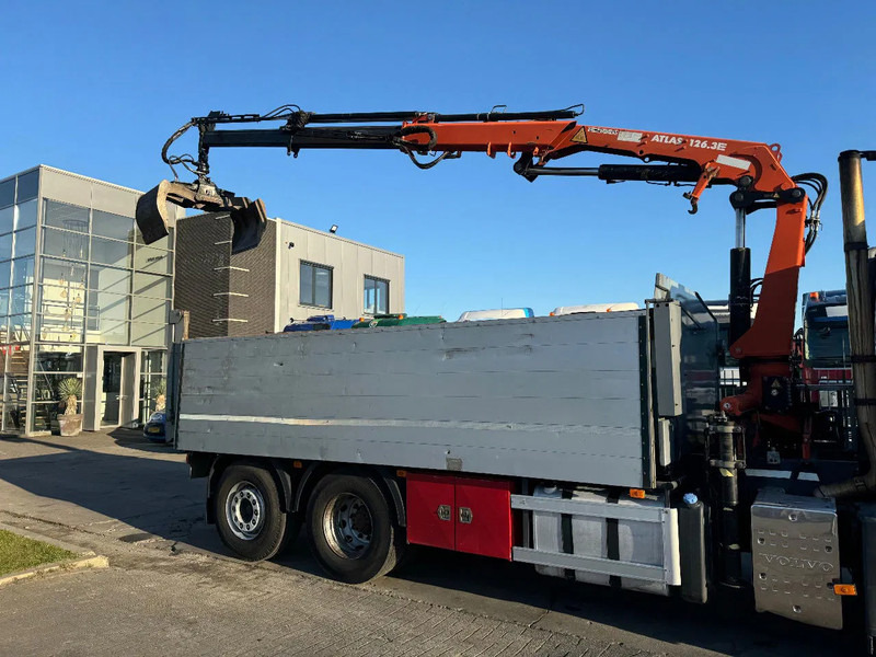 Kraanwagen Volvo FM 330 6X2 - EURO 5 + ATLAS 126.3E A2 + REMOTE + LIFT/STEERING AXLE: afbeelding 6
