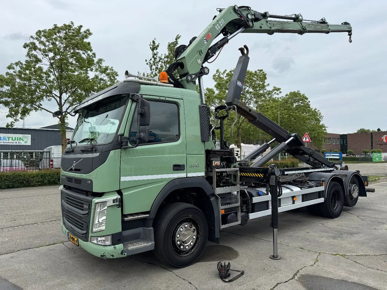 Volvo FM 370 6X2 VDL 21T HOOK + HIAB 211 + REMOTE CONT - Haakarmsysteem vrachtwagen, Kraanwagen: afbeelding 1 Volvo FM 370 6X2 VDL 21T HOOK + HIAB 211 + REMOTE CONT - Haakarmsysteem vrachtwagen, Kraanwagen: afbeelding 1