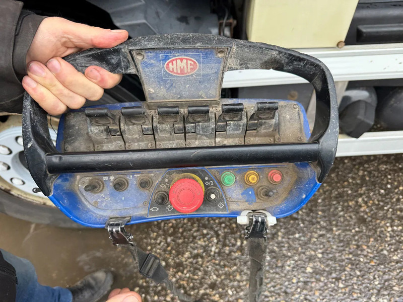 Volvo FM 420 8X2 EEV + HMF 2420-K3 + REMOTE + 5E & 6E FUNCTIE - Kraanwagen: afbeelding 5 Volvo FM 420 8X2 EEV + HMF 2420-K3 + REMOTE + 5E & 6E FUNCTIE - Kraanwagen: afbeelding 5