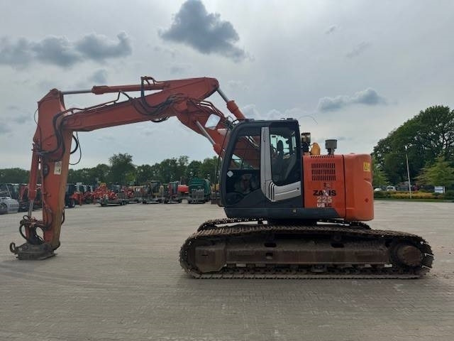 HITACHI ZX 225USLC-3 - Rupsgraafmachine: afbeelding 3 HITACHI ZX 225USLC-3 - Rupsgraafmachine: afbeelding 3