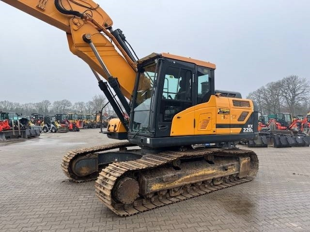 HYUNDAI HX 220L - Rupsgraafmachine: afbeelding 4 HYUNDAI HX 220L - Rupsgraafmachine: afbeelding 4
