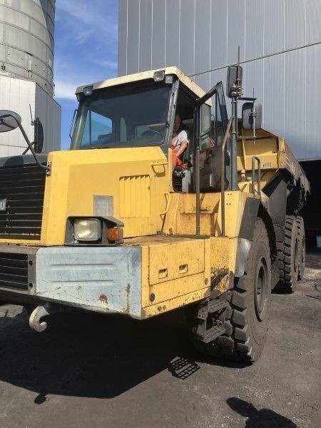 KOMATSU HM 400-1 - Kiepwagen met knikbesturing: afbeelding 1 KOMATSU HM 400-1 - Kiepwagen met knikbesturing: afbeelding 1