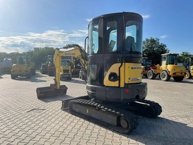 New Holland E 29 B SR - Minigraafmachine: afbeelding 2 New Holland E 29 B SR - Minigraafmachine: afbeelding 2