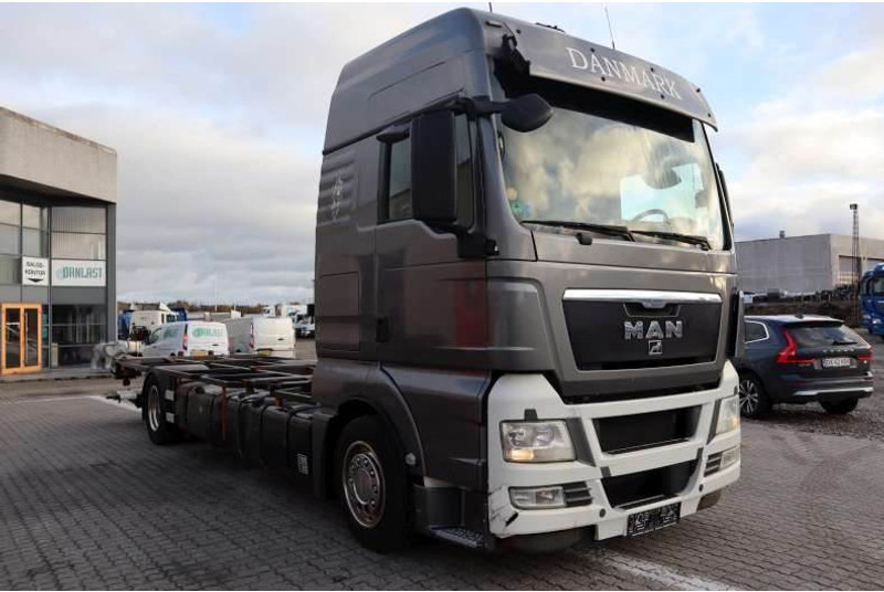 MAN TGX 18.480 Eftermonteret partikelfilter - Containertransporter/ Wissellaadbak vrachtwagen: afbeelding 2 MAN TGX 18.480 Eftermonteret partikelfilter - Containertransporter/ Wissellaadbak vrachtwagen: afbeelding 2