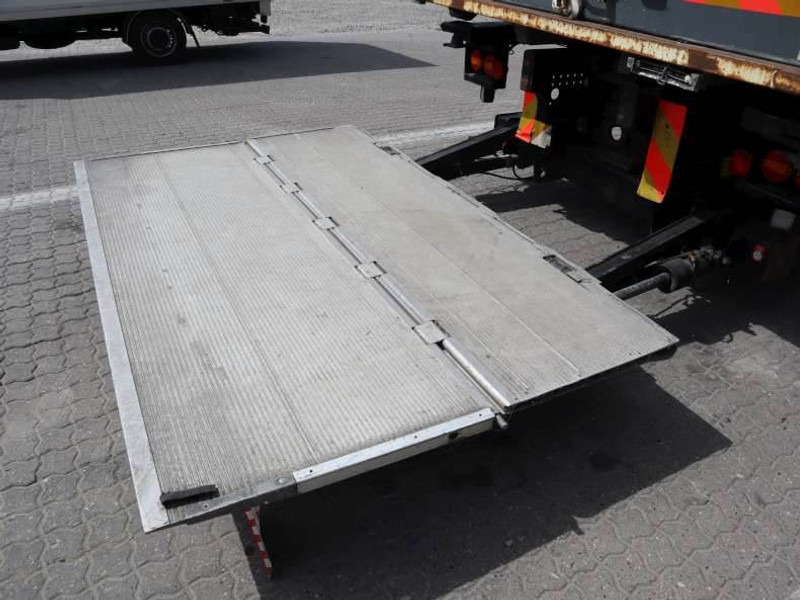 MAN TGX 18.480 Eftermonteret partikelfilter - Containertransporter/ Wissellaadbak vrachtwagen: afbeelding 5 MAN TGX 18.480 Eftermonteret partikelfilter - Containertransporter/ Wissellaadbak vrachtwagen: afbeelding 5
