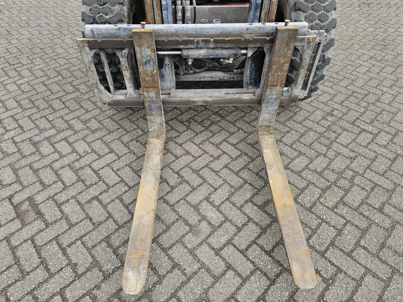 Manitou M 30-2 4ST3B - Ruw terrein heftruck: afbeelding 4 Manitou M 30-2 4ST3B - Ruw terrein heftruck: afbeelding 4