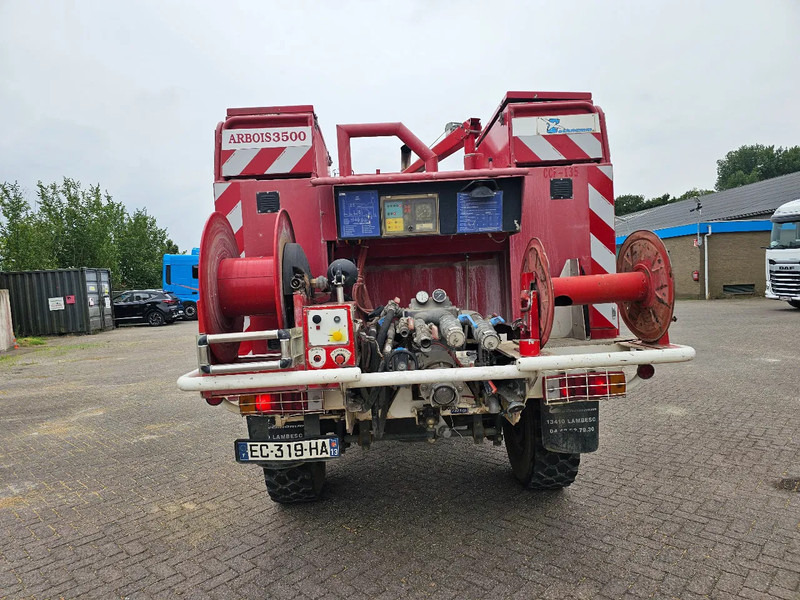 Brandweerwagen Renault M210 Arbois 3500L: afbeelding 6 Brandweerwagen Renault M210 Arbois 3500L: afbeelding 6