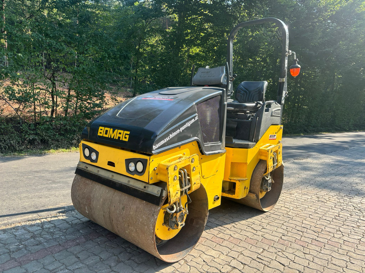 BOMAG BW 120 AD-5 - Kleine wals: afbeelding 3 BOMAG BW 120 AD-5 - Kleine wals: afbeelding 3