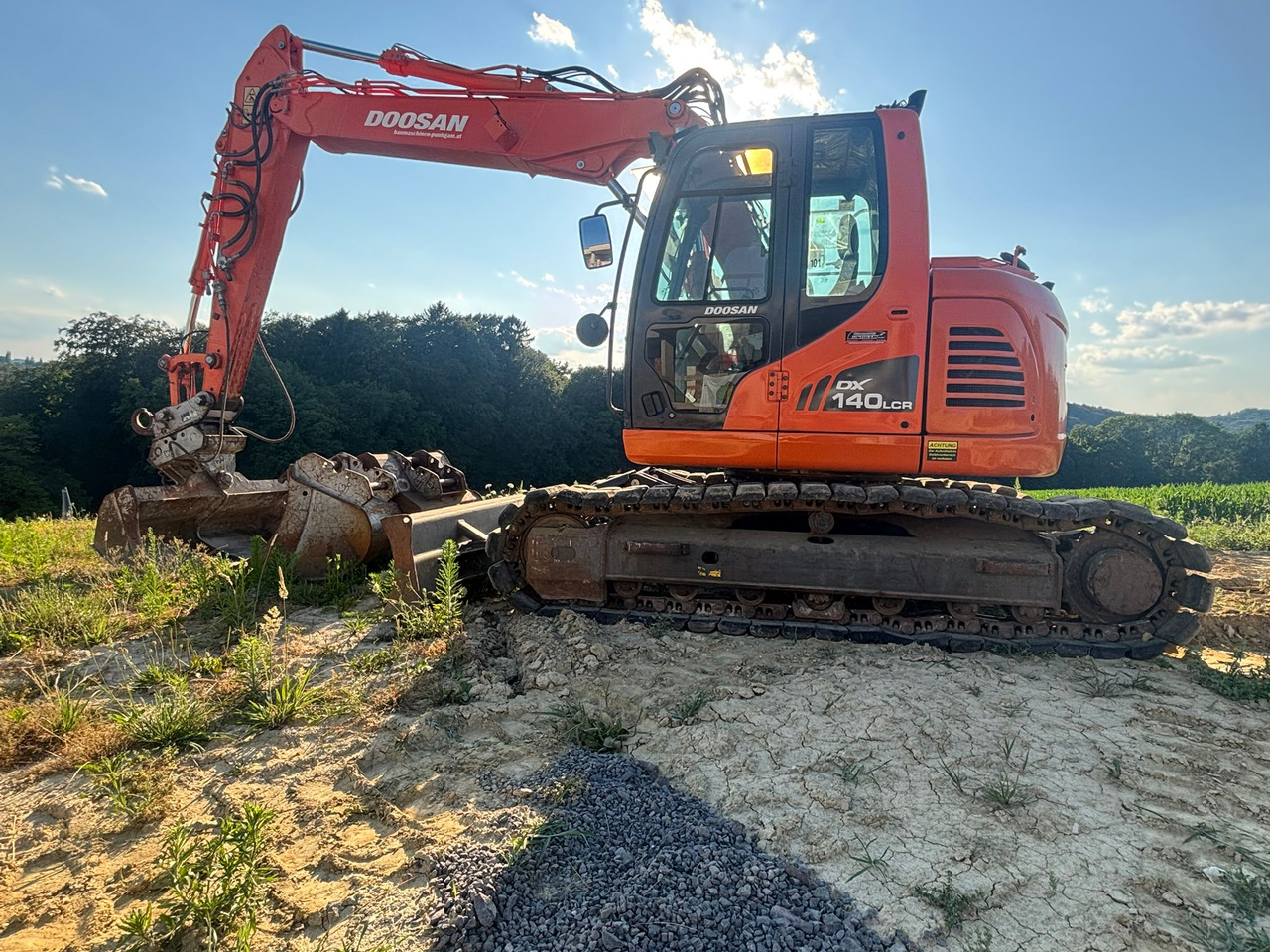 DOOSAN DX 140 LCR-3 - Rupsgraafmachine: afbeelding 4 DOOSAN DX 140 LCR-3 - Rupsgraafmachine: afbeelding 4