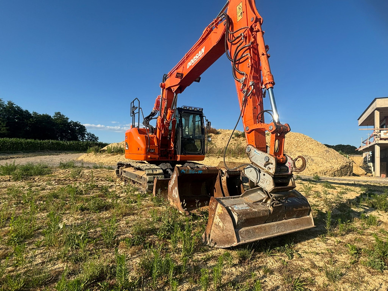 DOOSAN DX 140 LCR-3 - Rupsgraafmachine: afbeelding 3 DOOSAN DX 140 LCR-3 - Rupsgraafmachine: afbeelding 3
