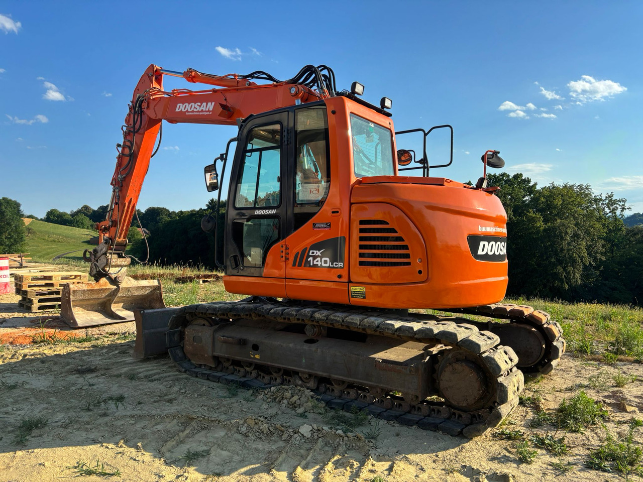 DOOSAN DX 140 LCR-3 - Rupsgraafmachine: afbeelding 5 DOOSAN DX 140 LCR-3 - Rupsgraafmachine: afbeelding 5