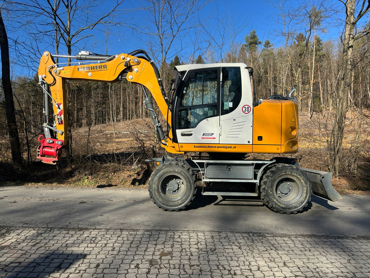 LIEBHERR A 910 Compact Litronic - Mobiele graafmachine: afbeelding 1 LIEBHERR A 910 Compact Litronic - Mobiele graafmachine: afbeelding 1