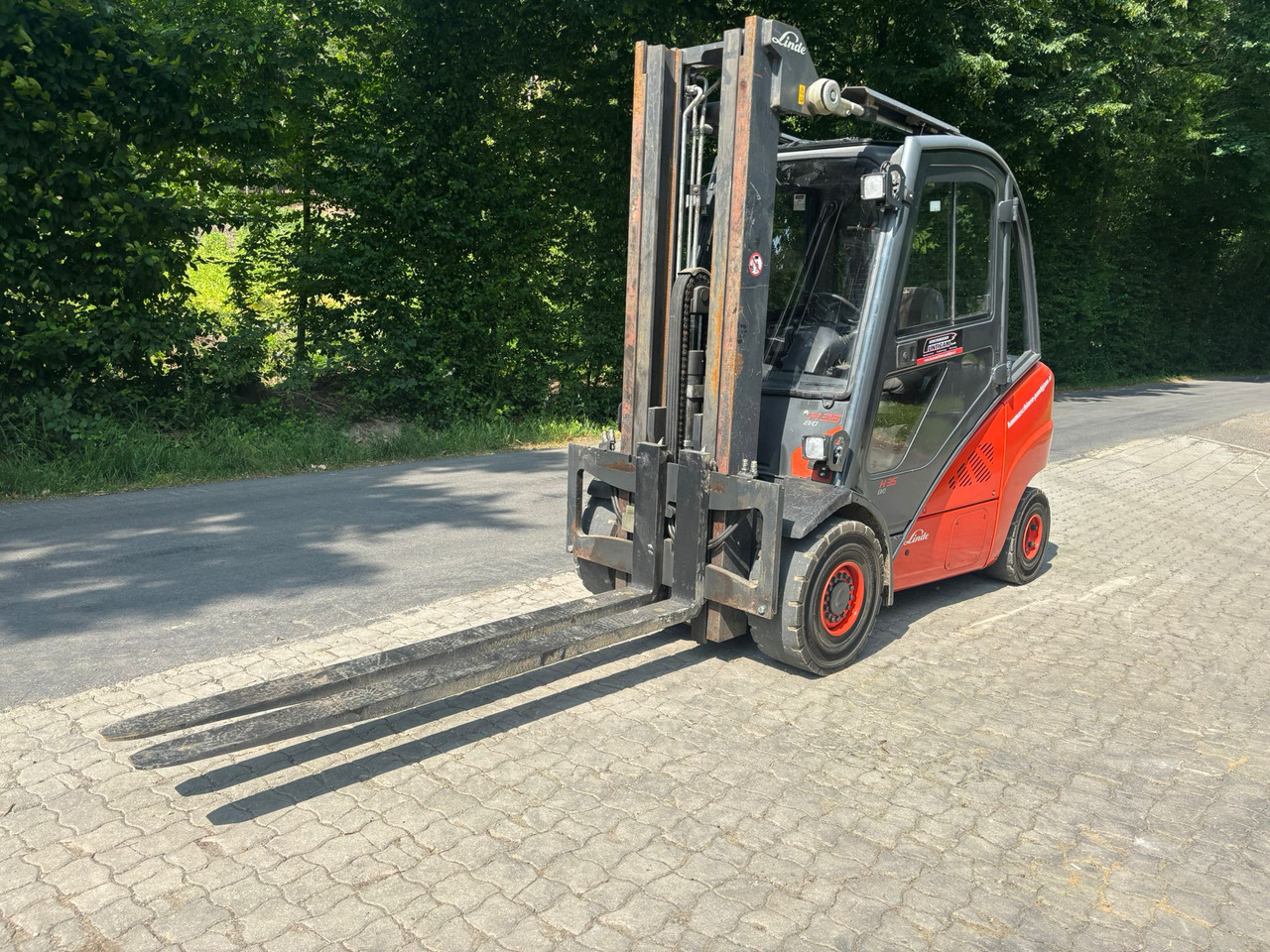LINDE H 35 D-02 Triplex - Diesel heftruck: afbeelding 3 LINDE H 35 D-02 Triplex - Diesel heftruck: afbeelding 3