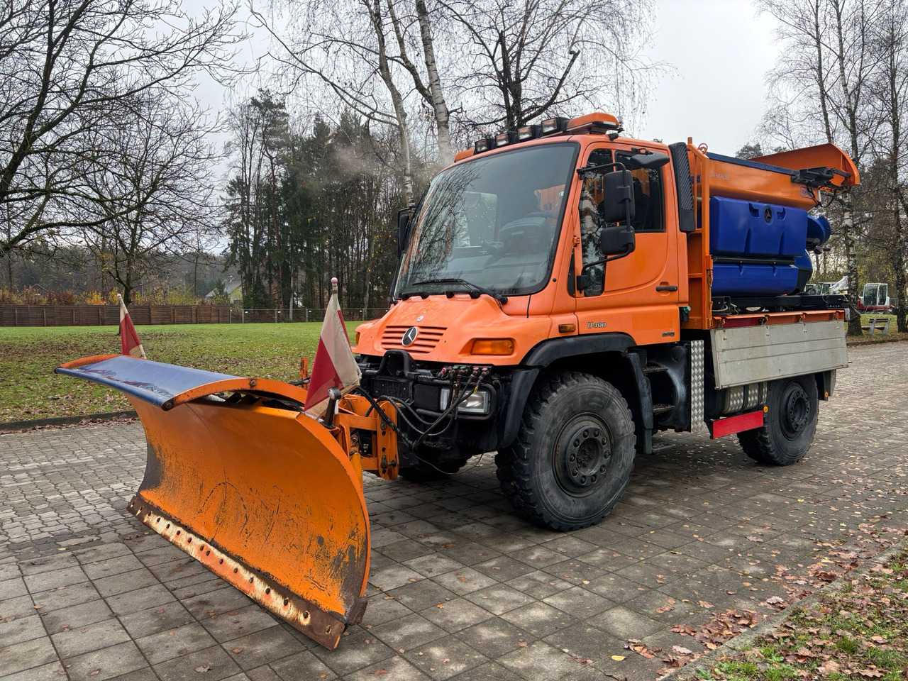 MERCEDES-BENZ Unimog U400 - Vrachtwagen: afbeelding 3 MERCEDES-BENZ Unimog U400 - Vrachtwagen: afbeelding 3